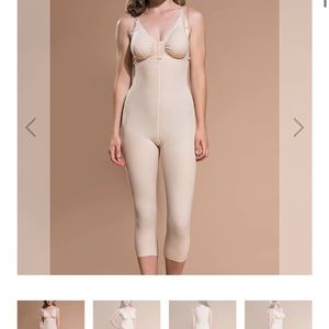 Marena girdle with suspenders, brand new never worn.